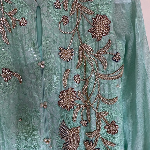 Agha Noor Kurta - Picture 4 of 4